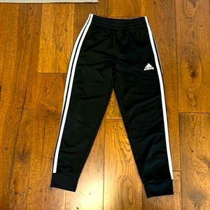Adidas Boys Black White Stripe Tricot Jogger Small (8)